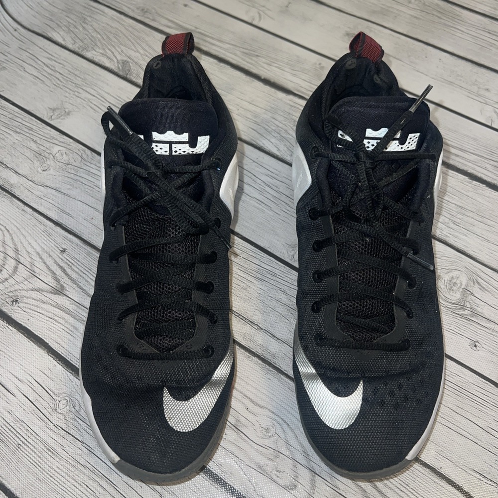 Nike Zoom Lebron Witness Basketball Shoes Sneakers Men's Size 12 Black White